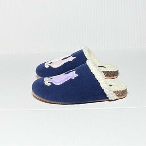 Lands End Cat Embroidered Slippers